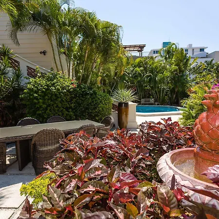 La Casa Del Mar Hotel